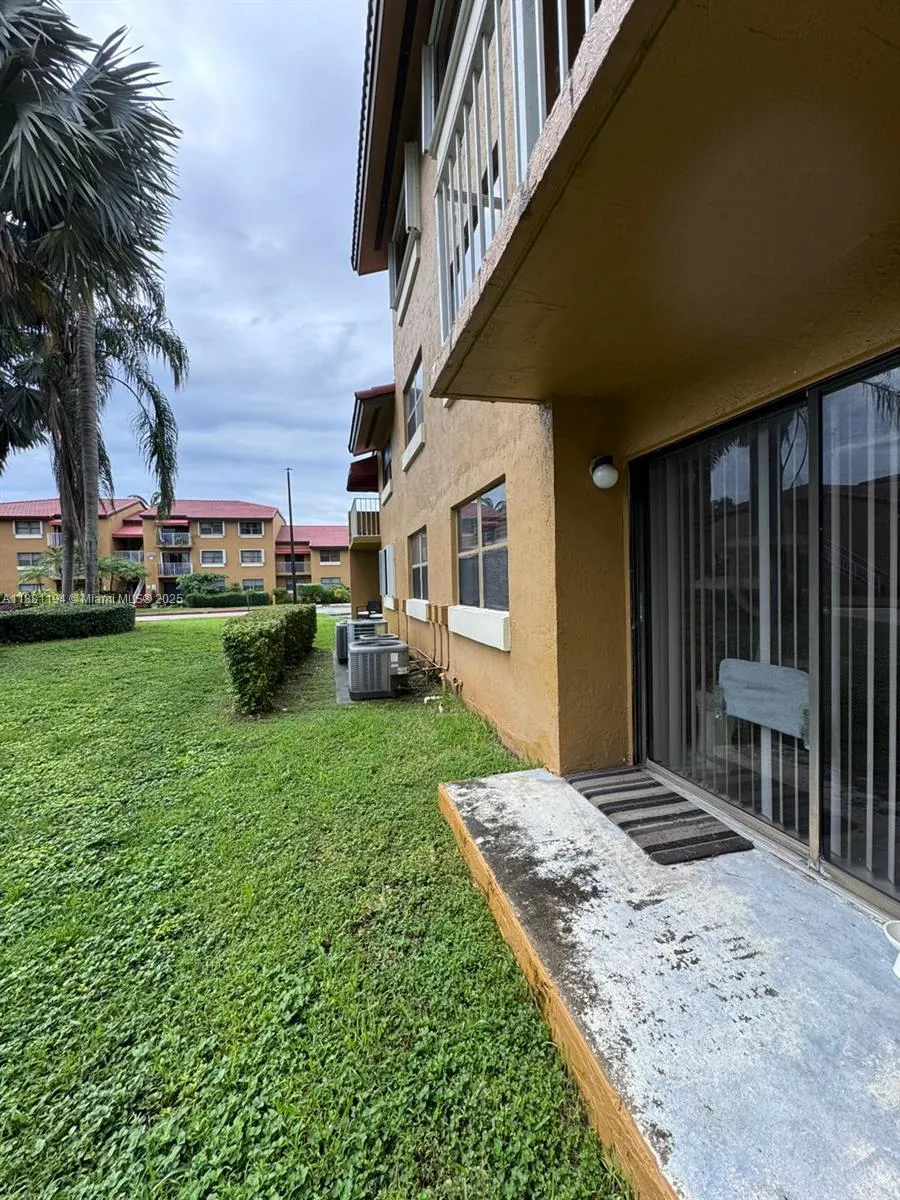 15650 SW 80th St, #F-103