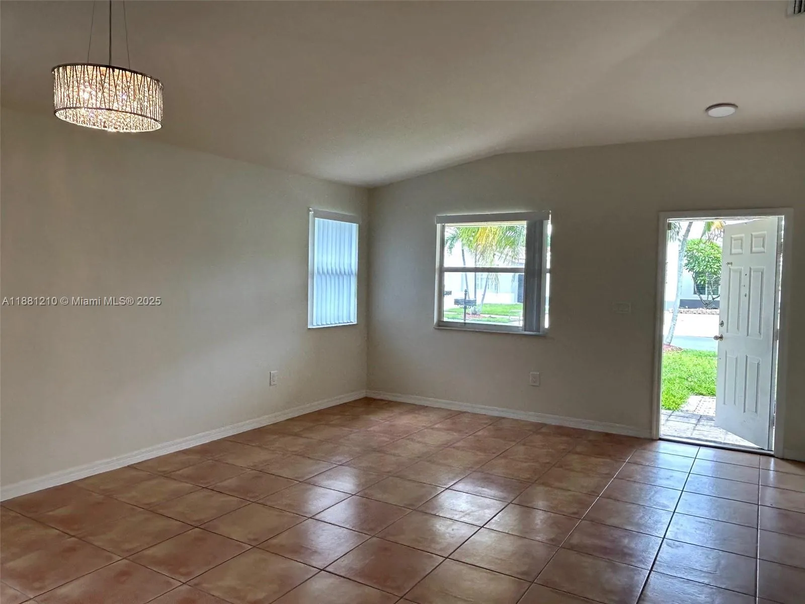 9920 SW 166th Ct