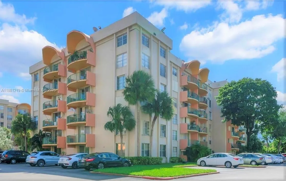 9320 Fontainebleau Blvd, #404