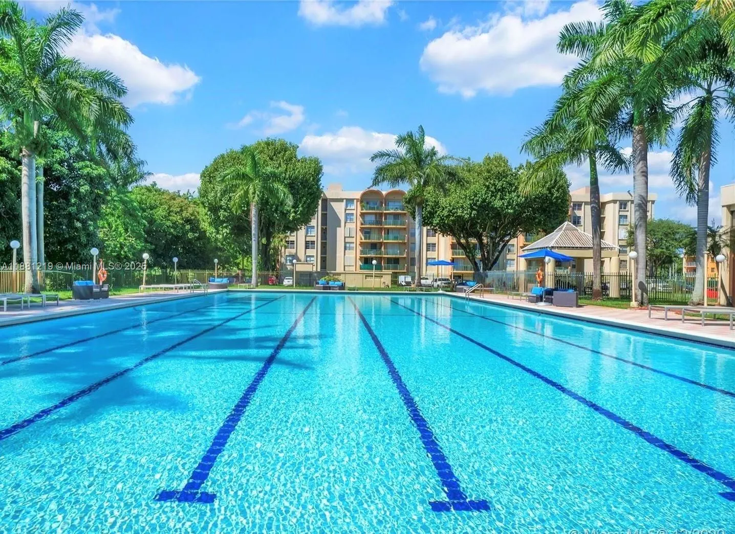 9320 Fontainebleau Blvd, #404
