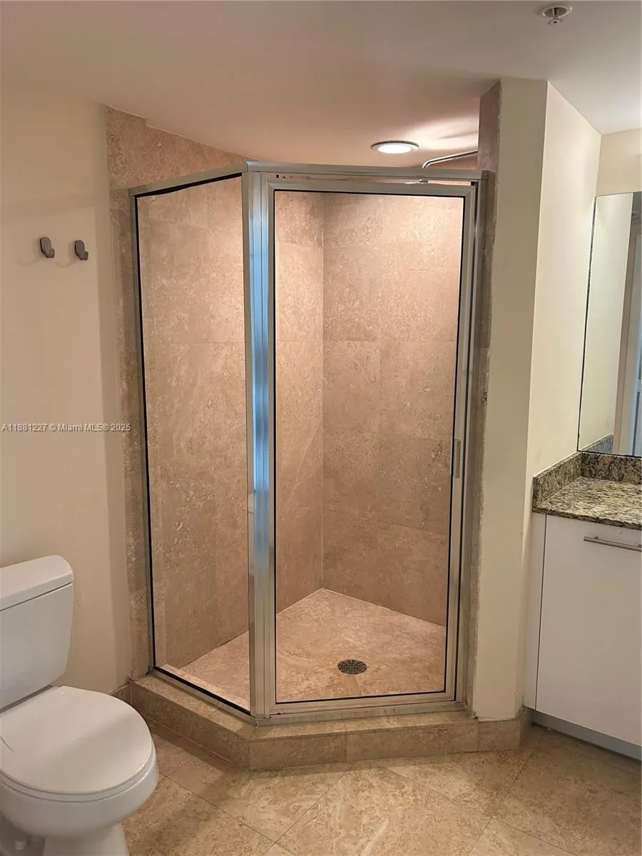 41 SE 5th St, #1108