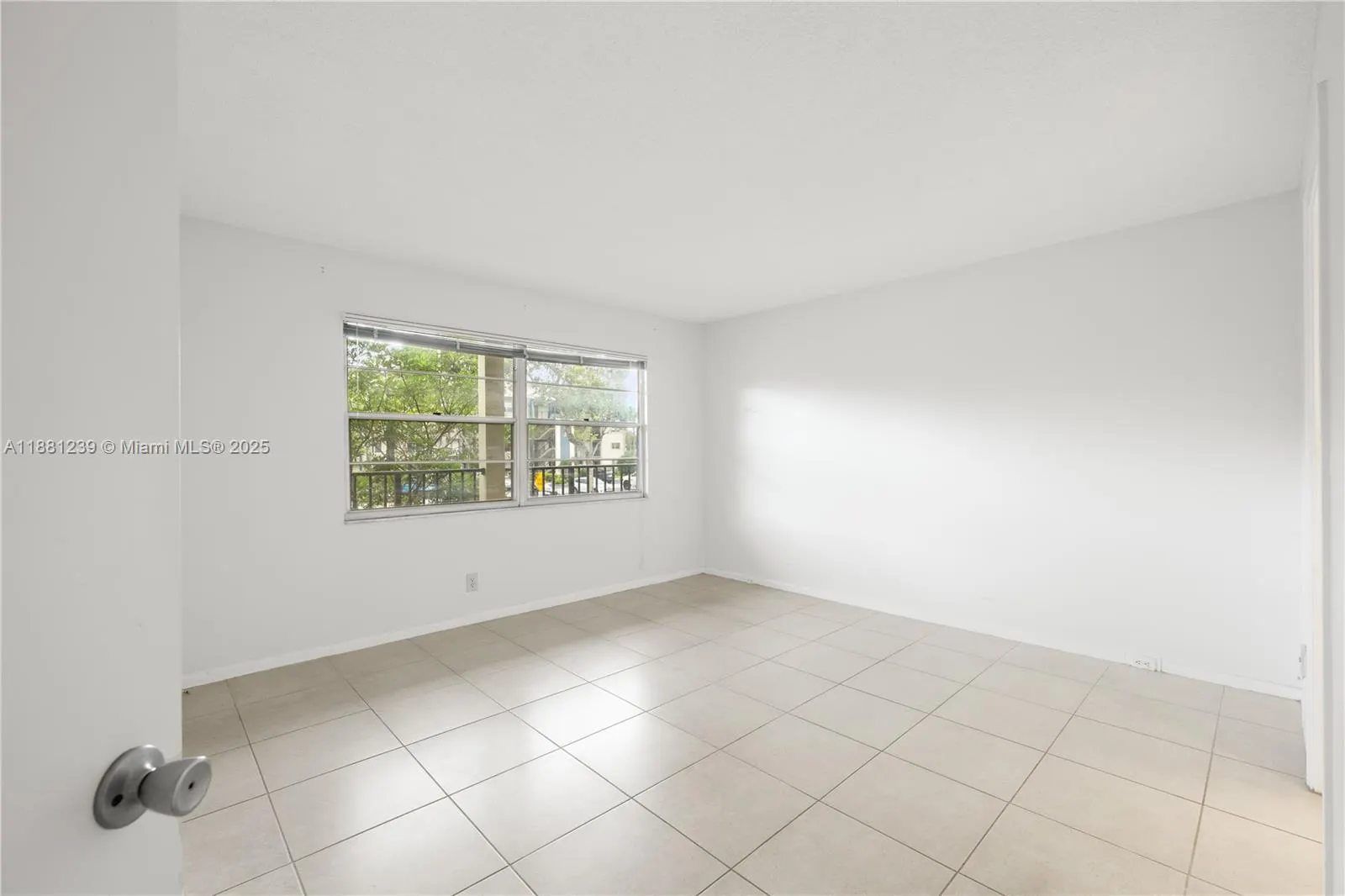 901 SW 128th Ave, #212E