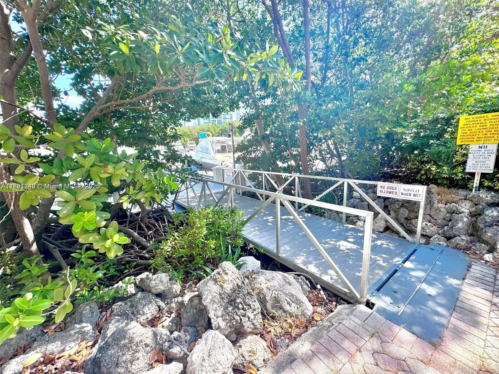 3575 Mystic Pointe Dr