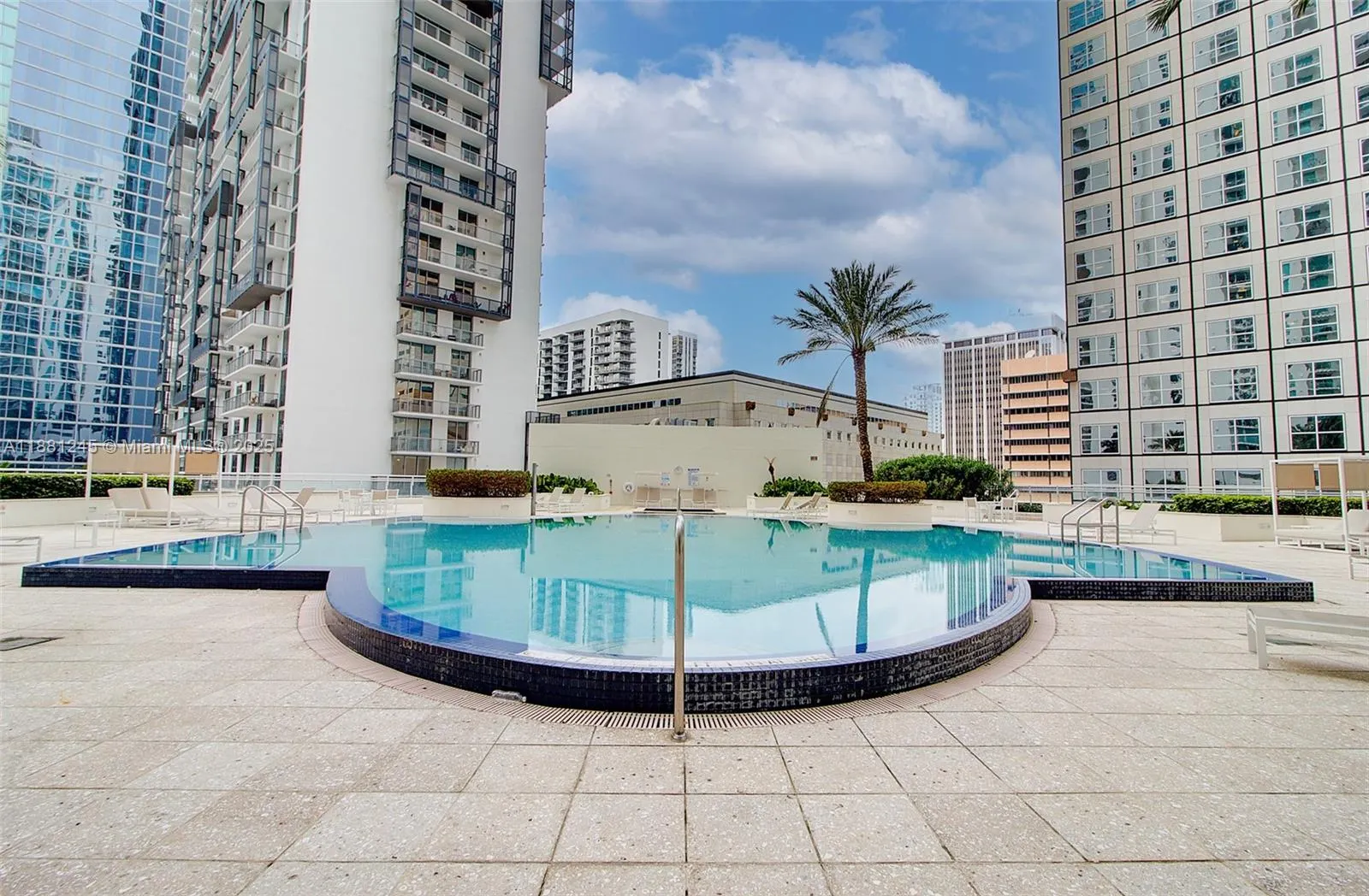 300 S Biscayne Blvd, #T-2104