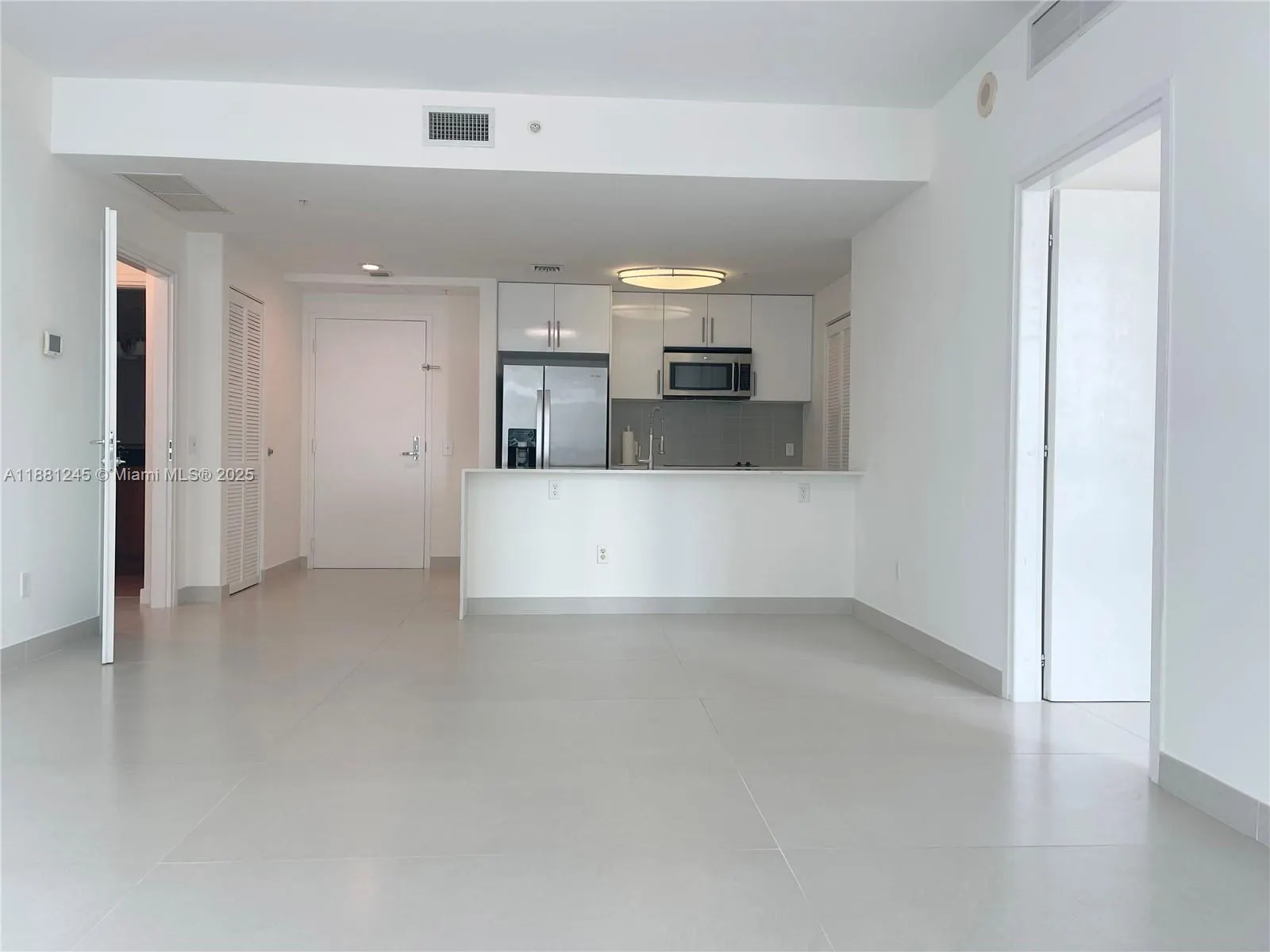300 S Biscayne Blvd, #T-2104