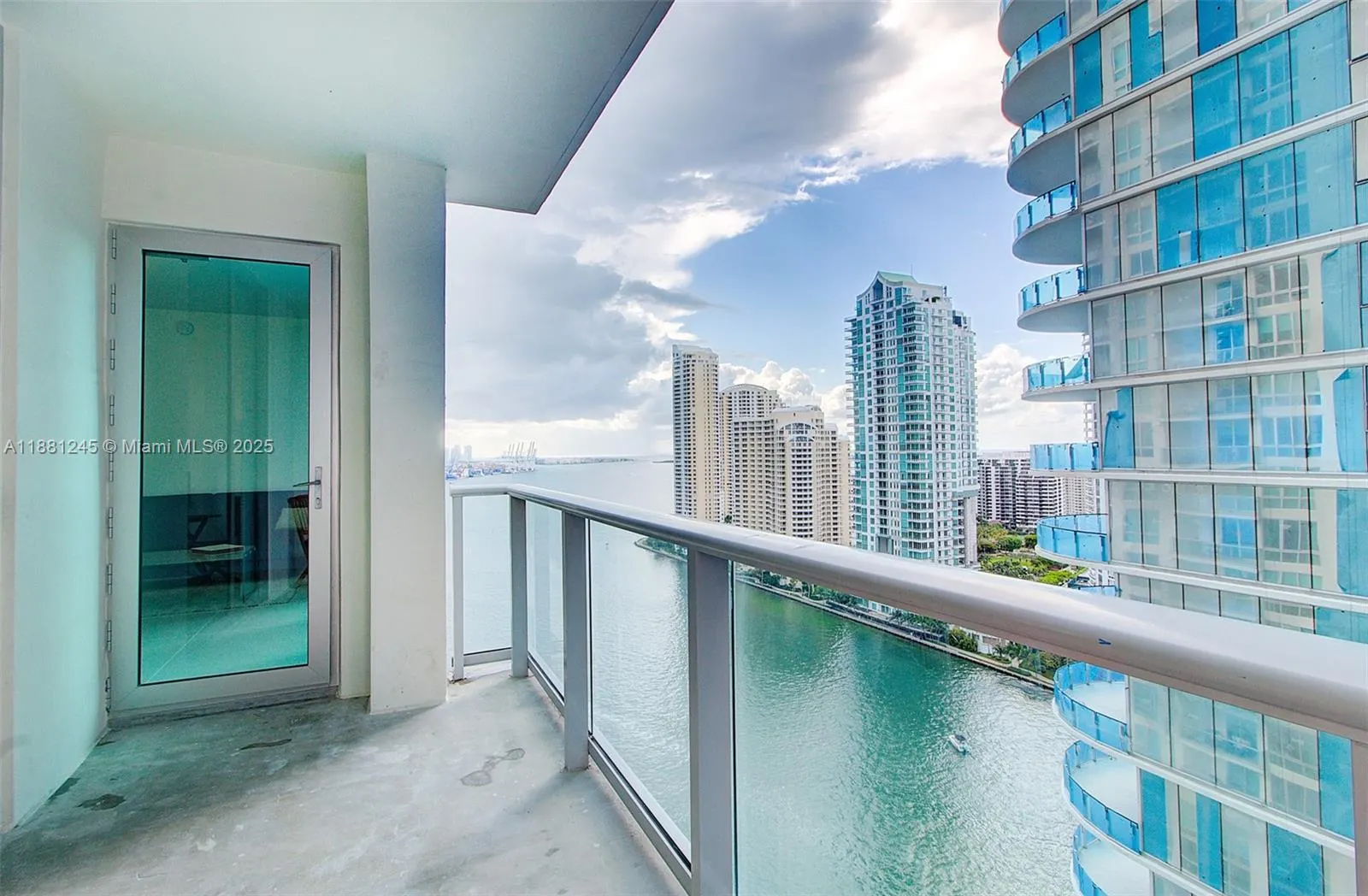 300 S Biscayne Blvd, #T-2104