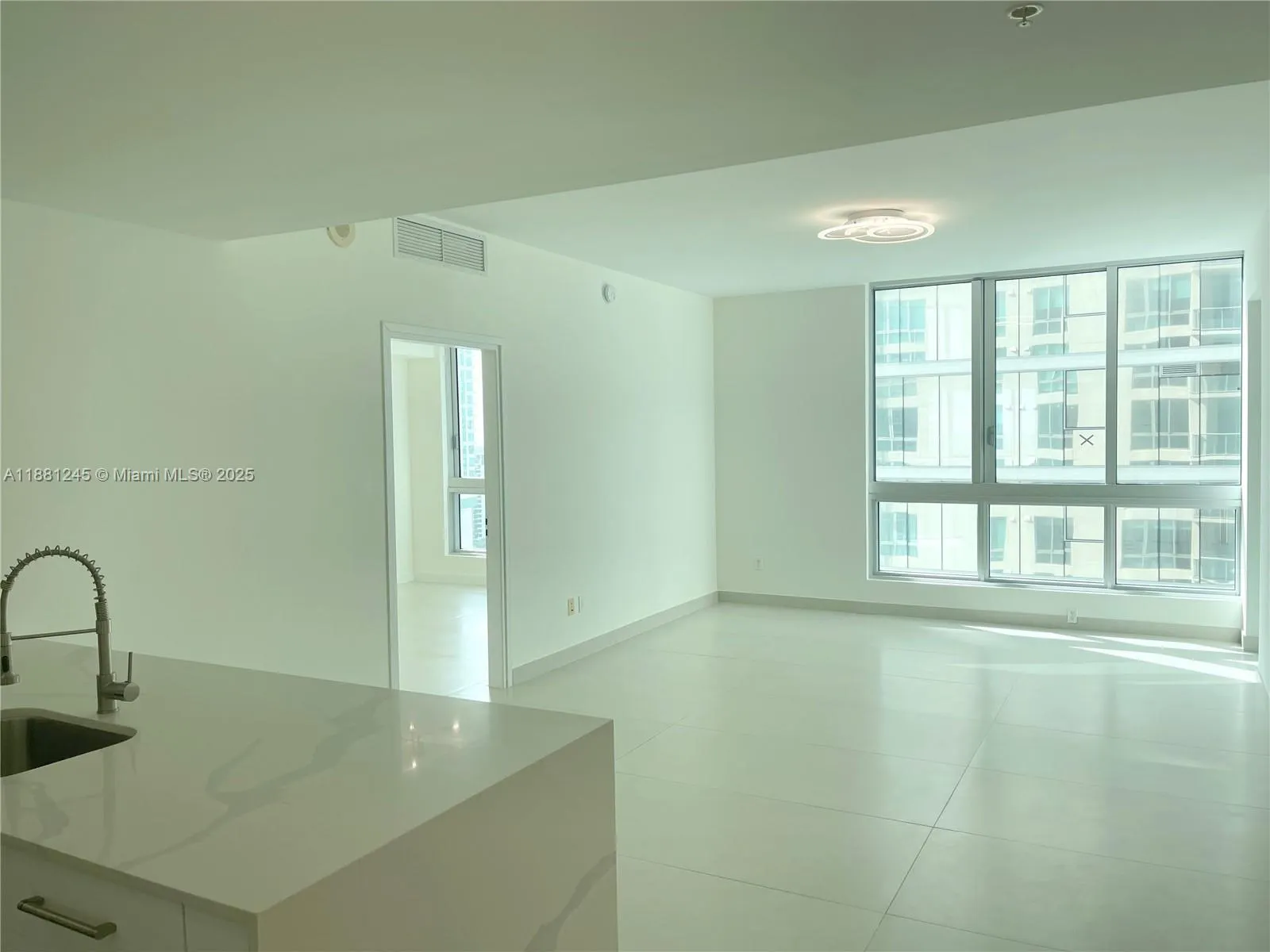 300 S Biscayne Blvd, #T-2104