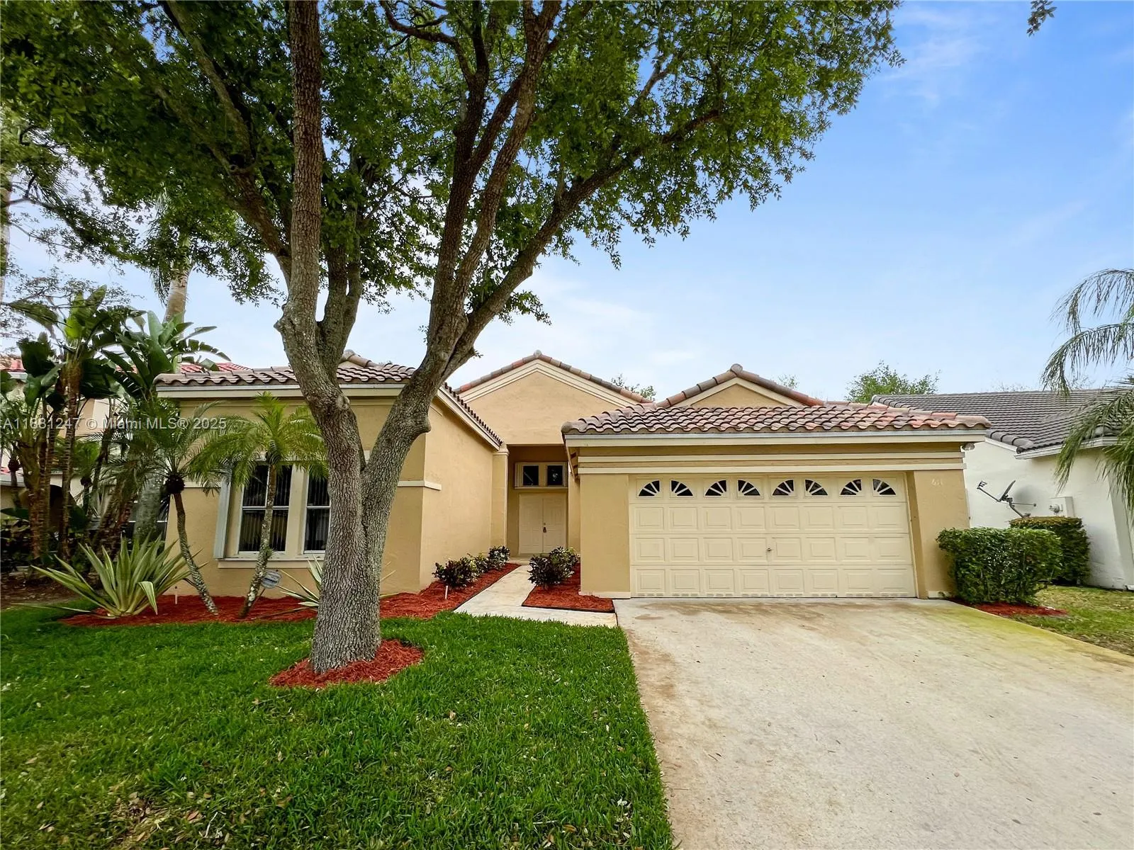 611 Carrington Ln