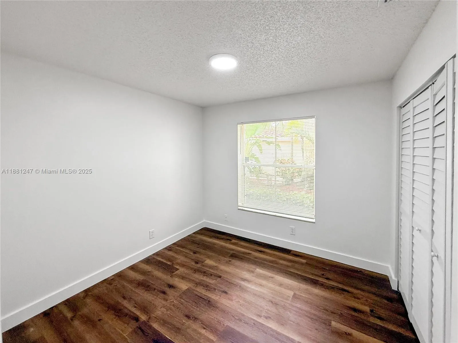 611 Carrington Ln