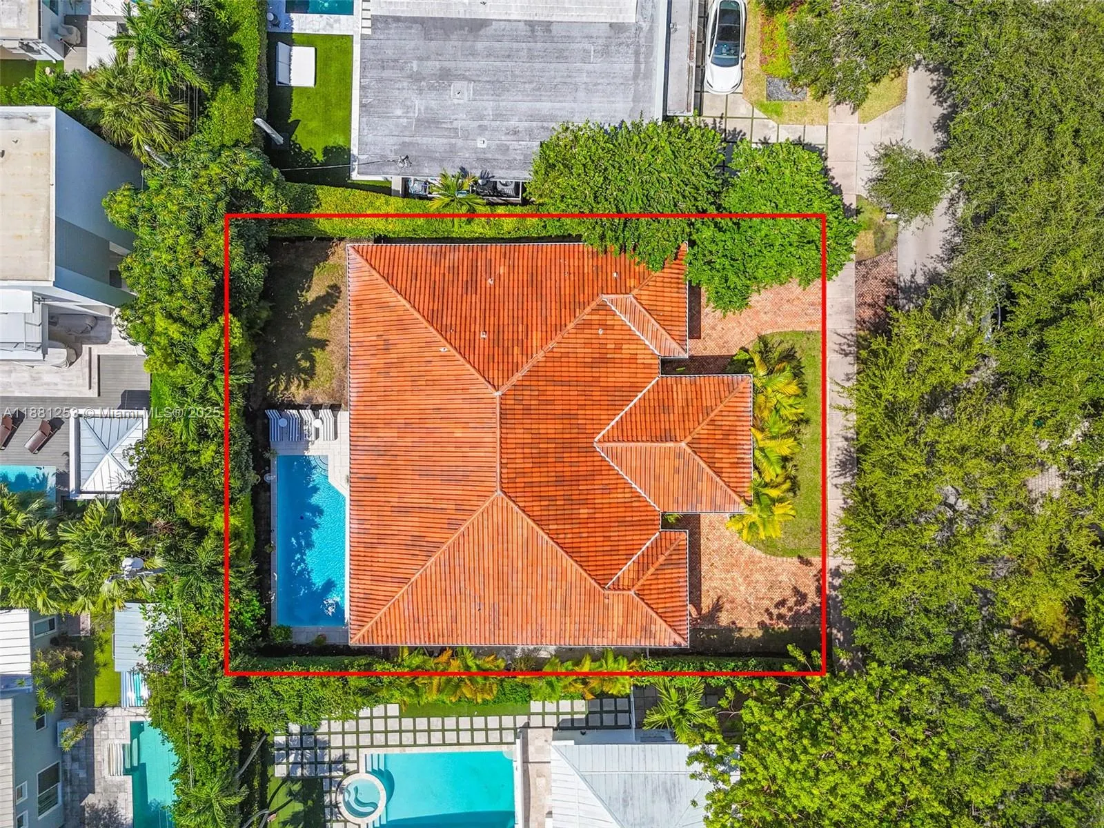 340 Woodcrest Rd
