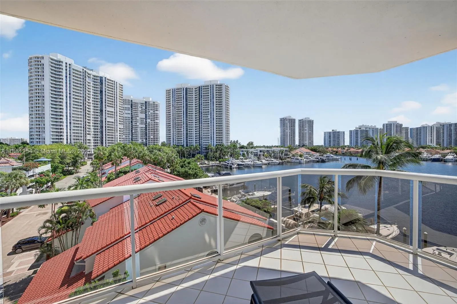 3610 Yacht Club Dr, #508