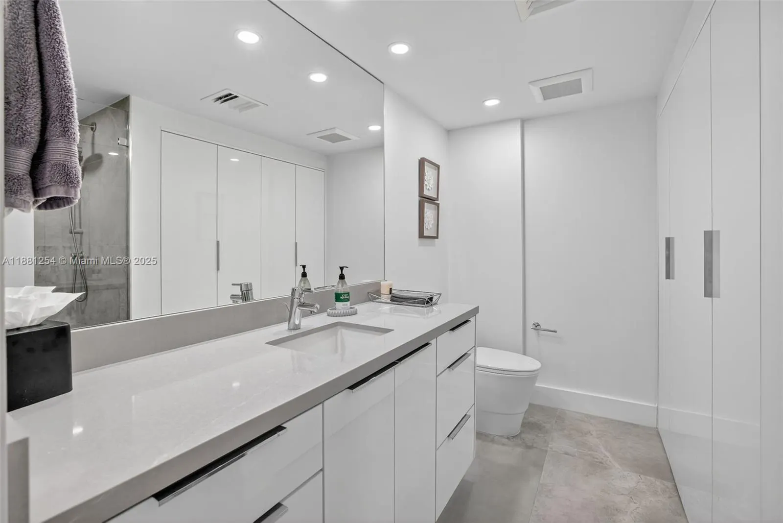 3610 Yacht Club Dr, #508