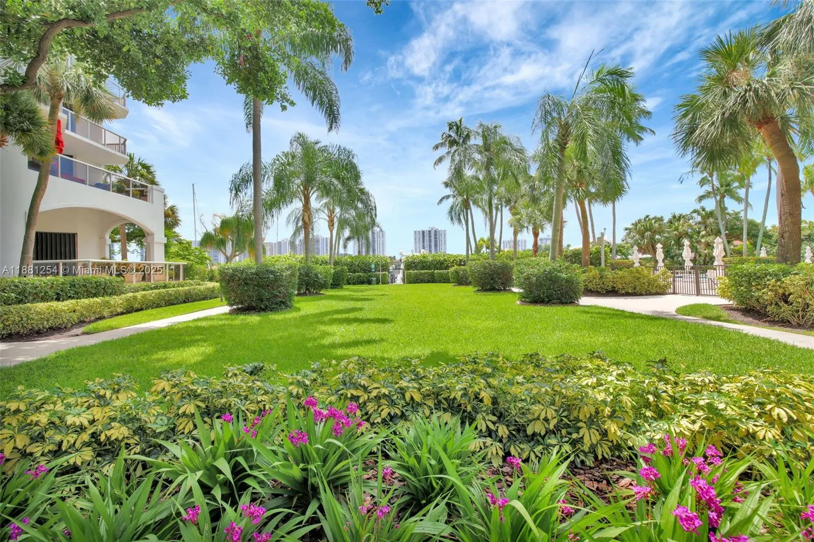 3610 Yacht Club Dr, #508