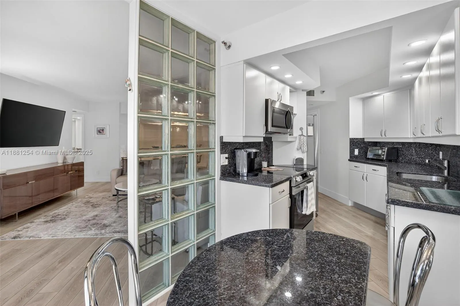 3610 Yacht Club Dr, #508