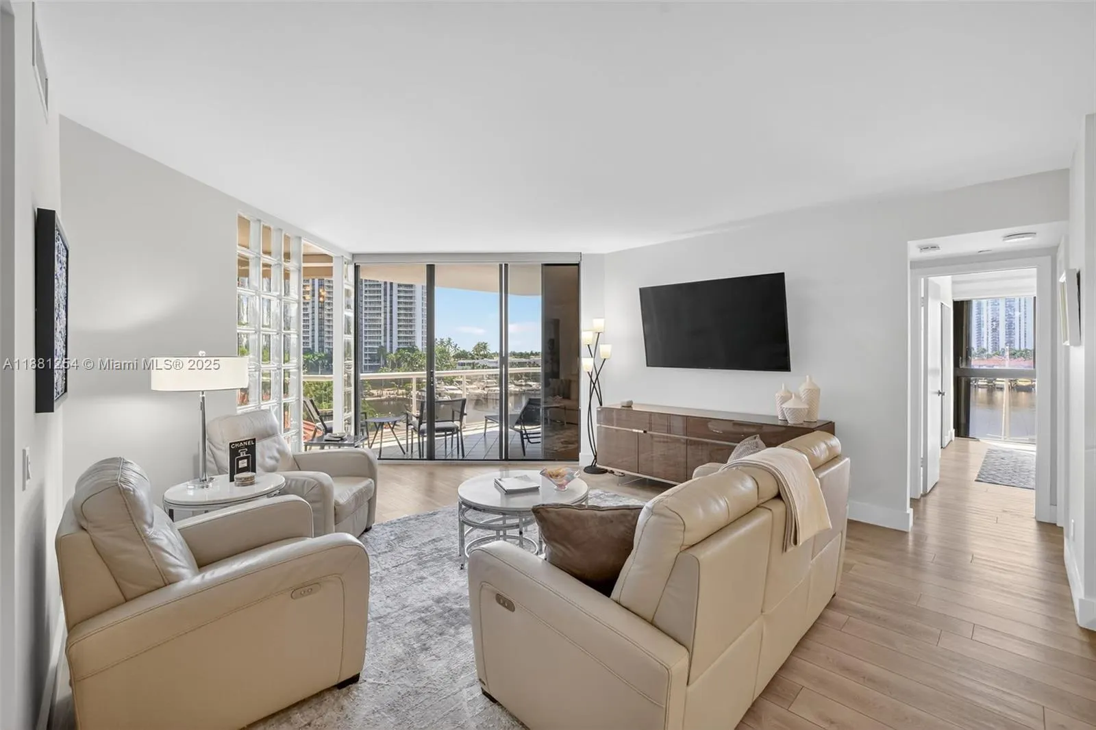 3610 Yacht Club Dr, #508