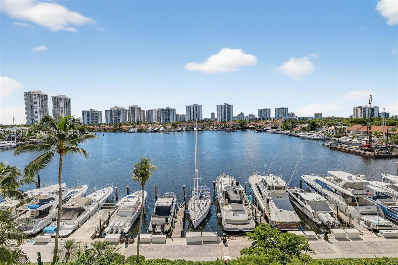 3610 Yacht Club Dr, #508