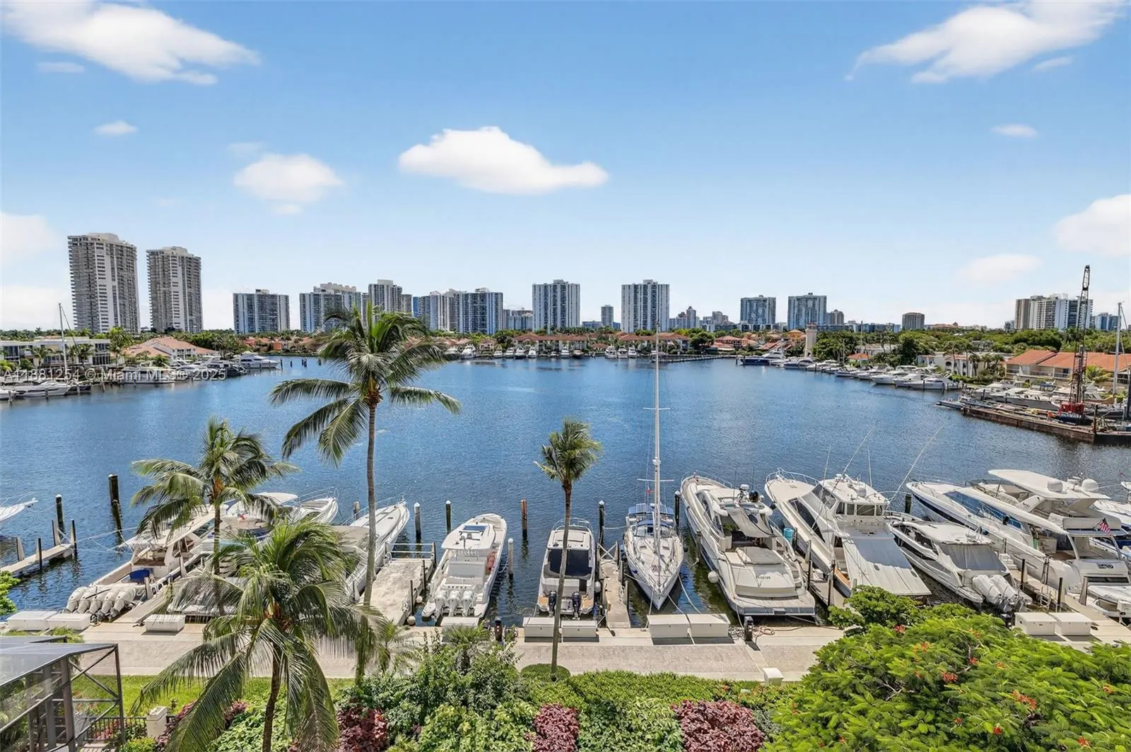 3610 Yacht Club Dr, #508