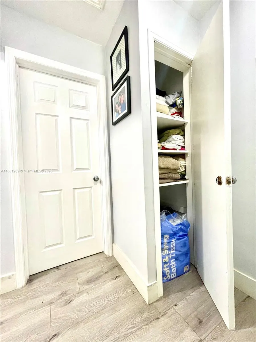 3860 NW 59th Ave