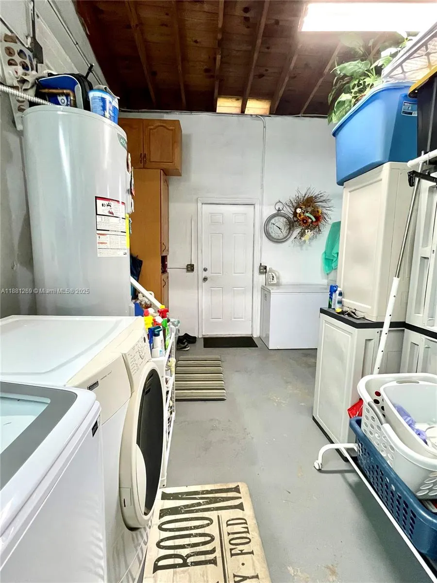 3860 NW 59th Ave