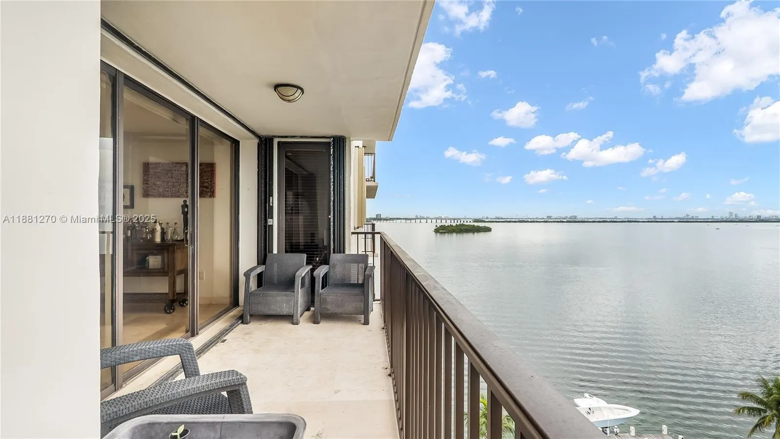 801 N Venetian Dr, #1002