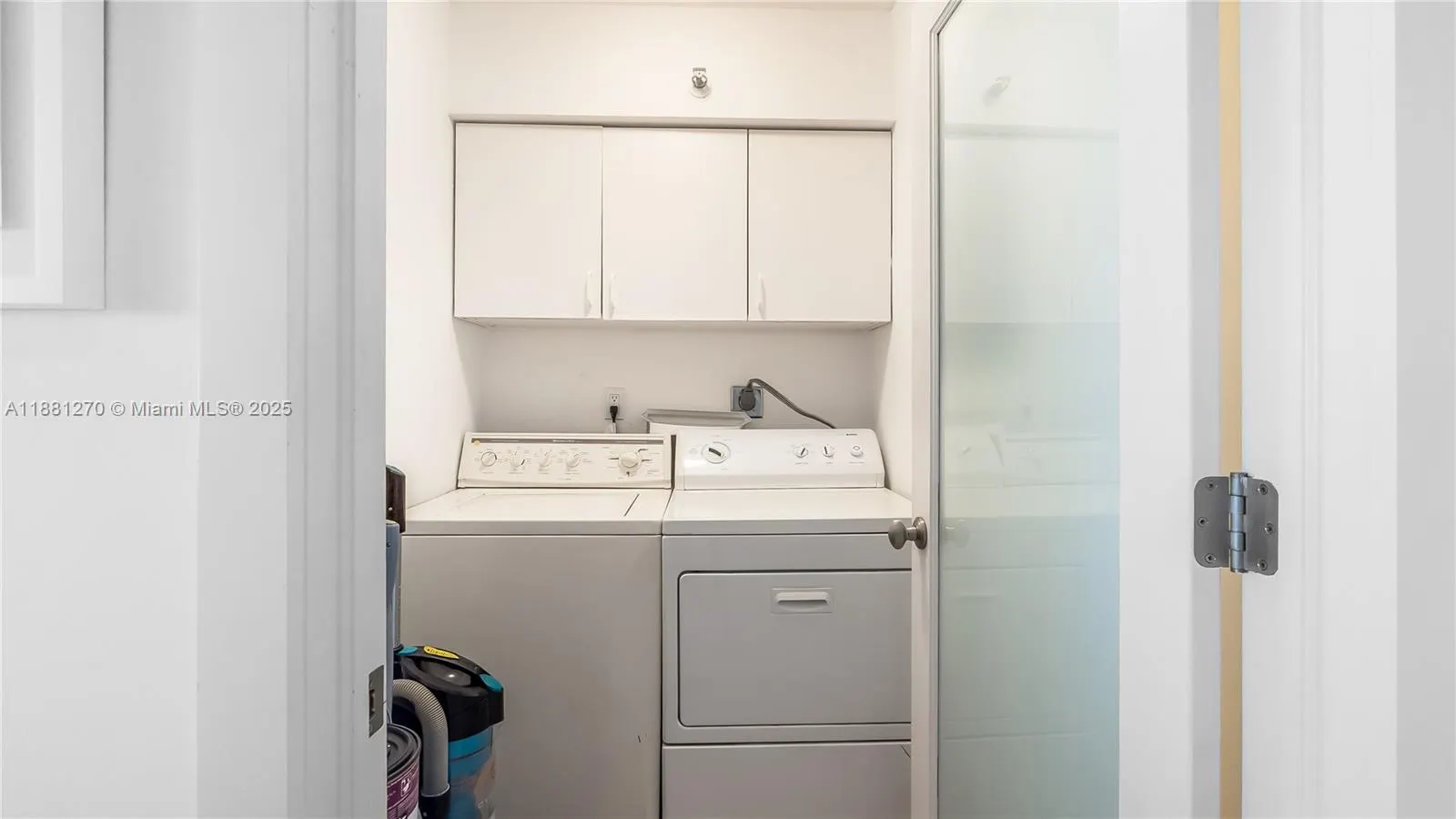 801 N Venetian Dr, #1002