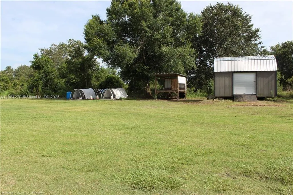 5195 Greenfields Run