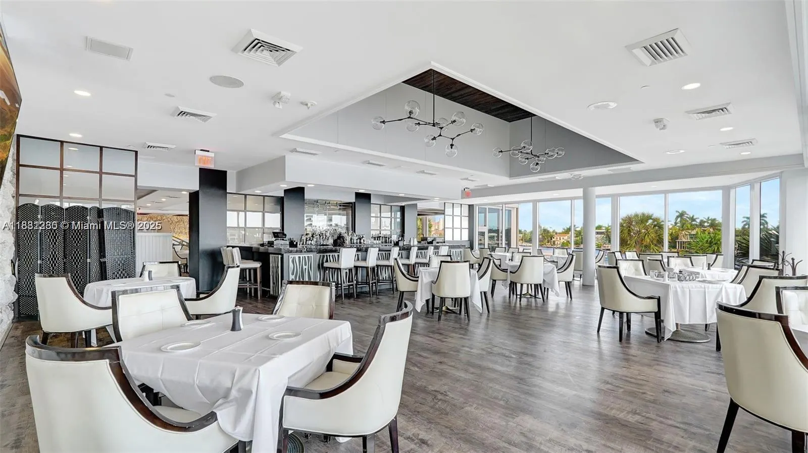20201 E Country Club Dr, #504
