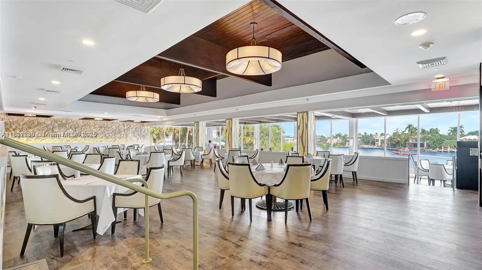 20201 E Country Club Dr, #504