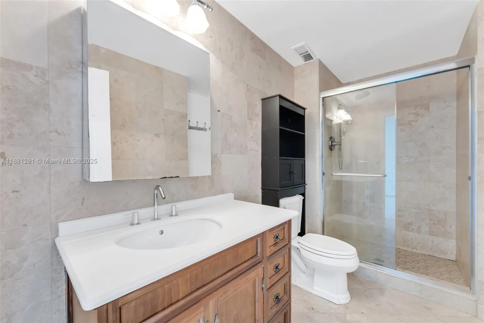 5055 Collins Ave, #7N