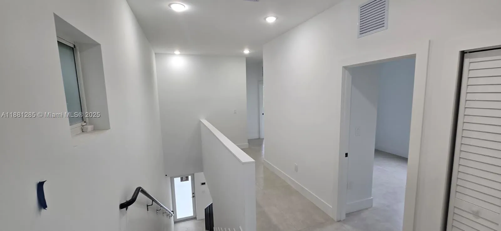 141 NW 11th St