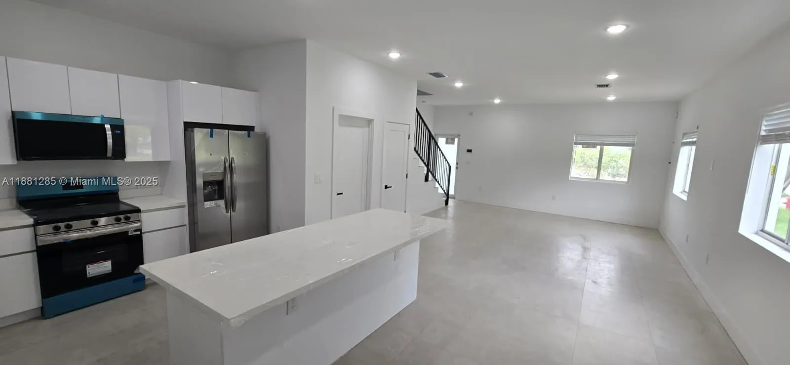 141 NW 11th St