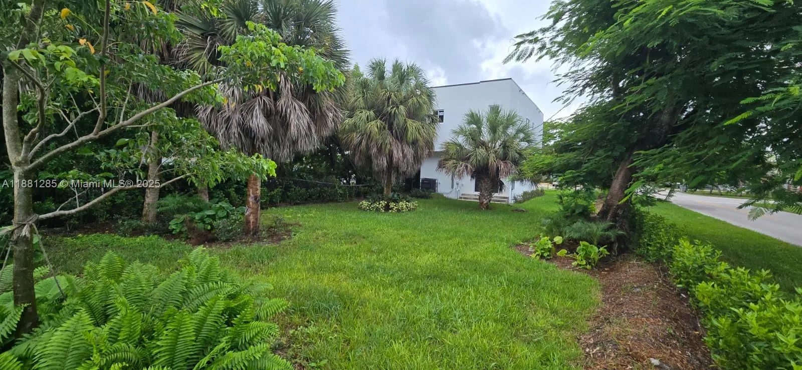 141 NW 11th St