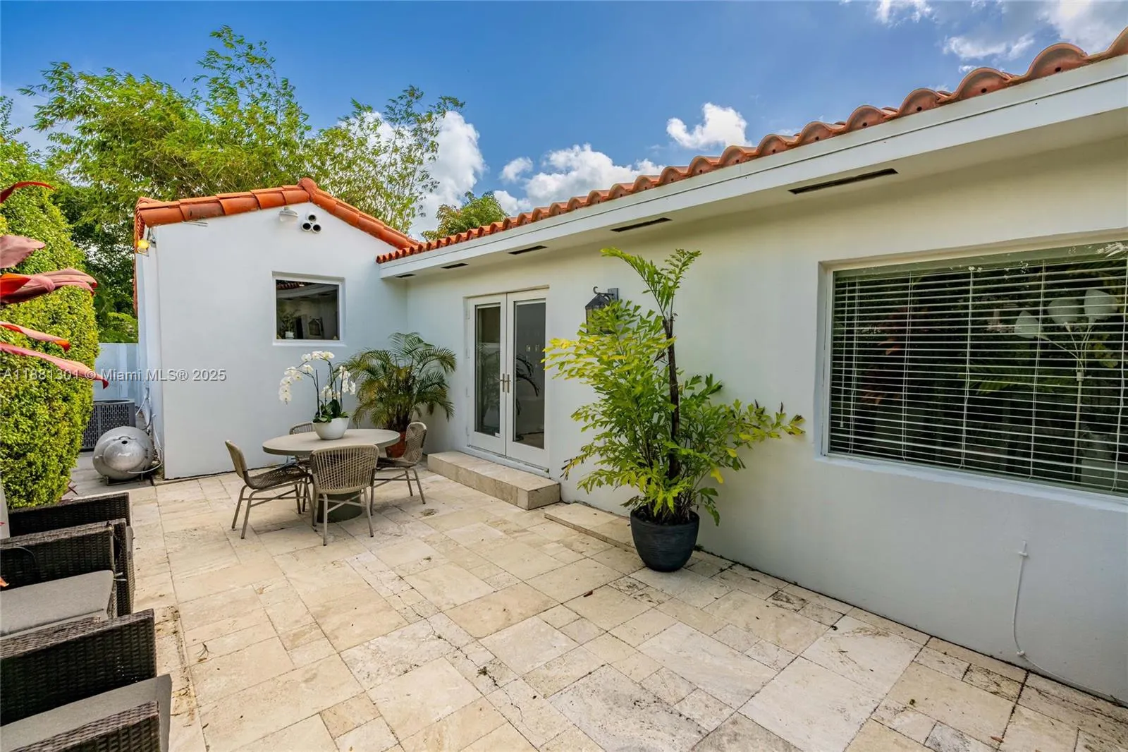 1360 SW 16th St