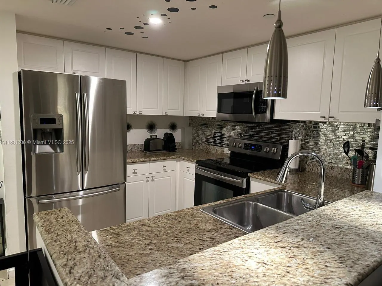 19501 S W country Club dr, #1706