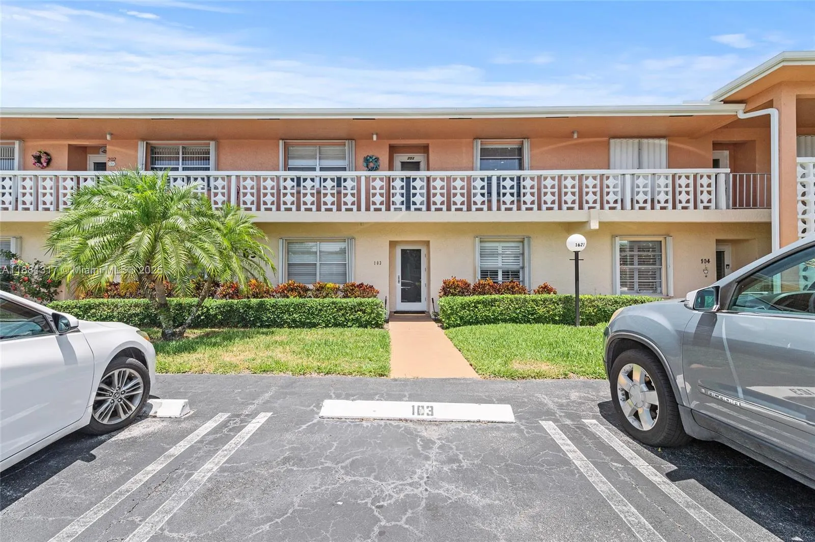 1621 NW 20th Ave, #203