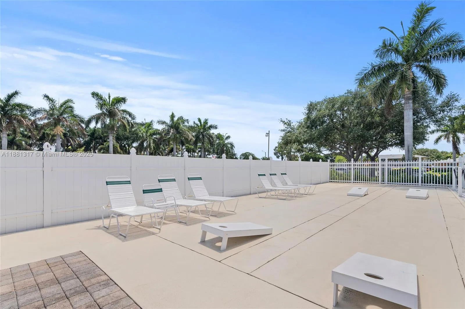 1621 NW 20th Ave, #203