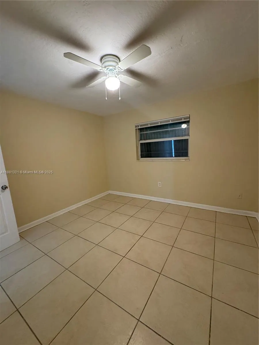 2674 NW 68th Way