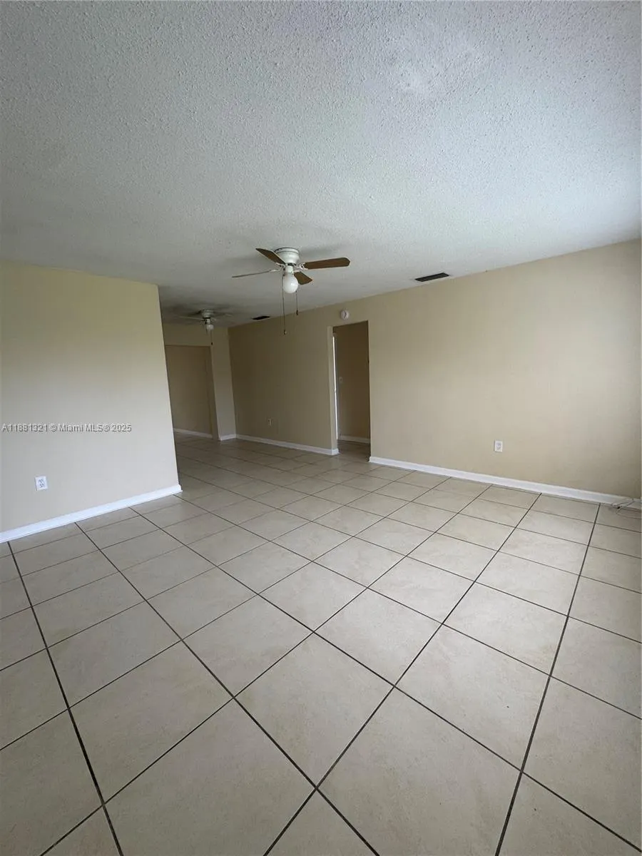 2674 NW 68th Way
