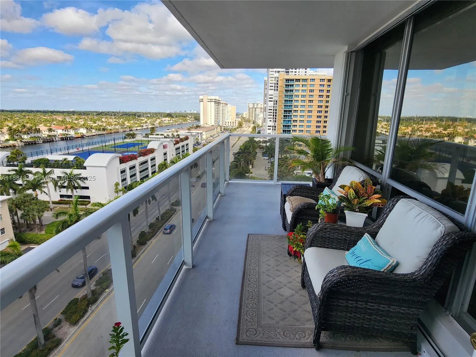 2751 S Ocean Dr, #1001N