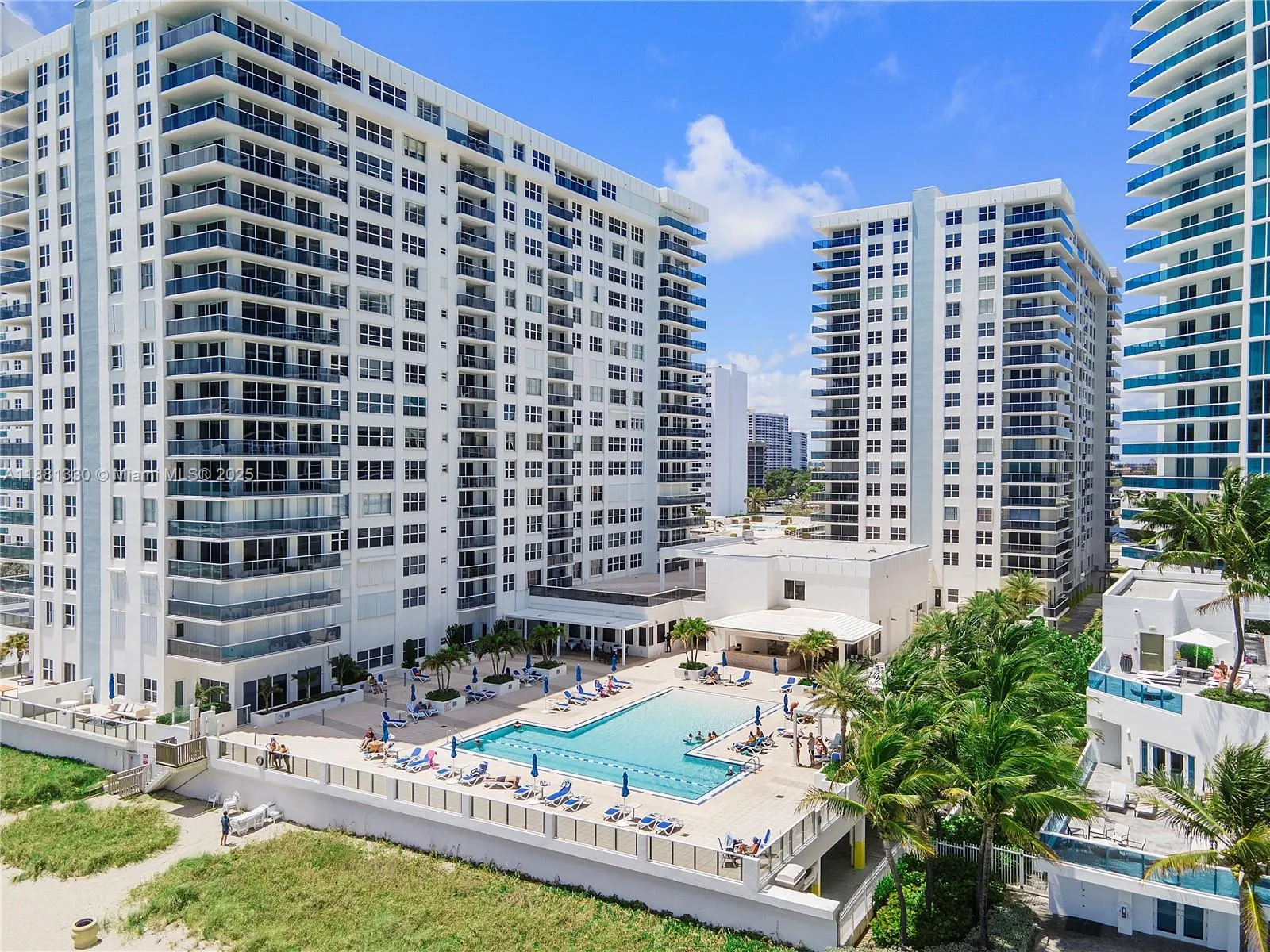 2751 S Ocean Dr, #1001N