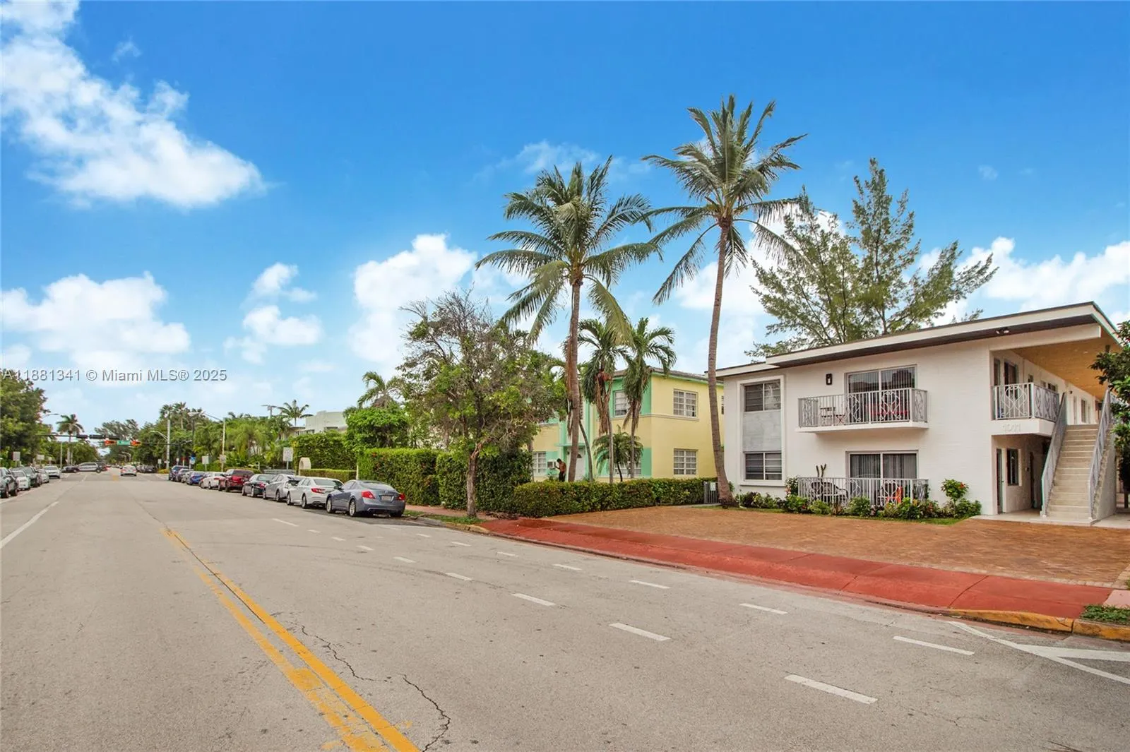 1011 Euclid Ave, #4
