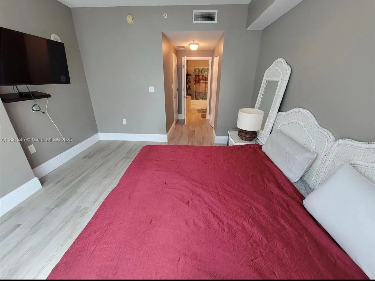 140 S Dixie Hwy, #519