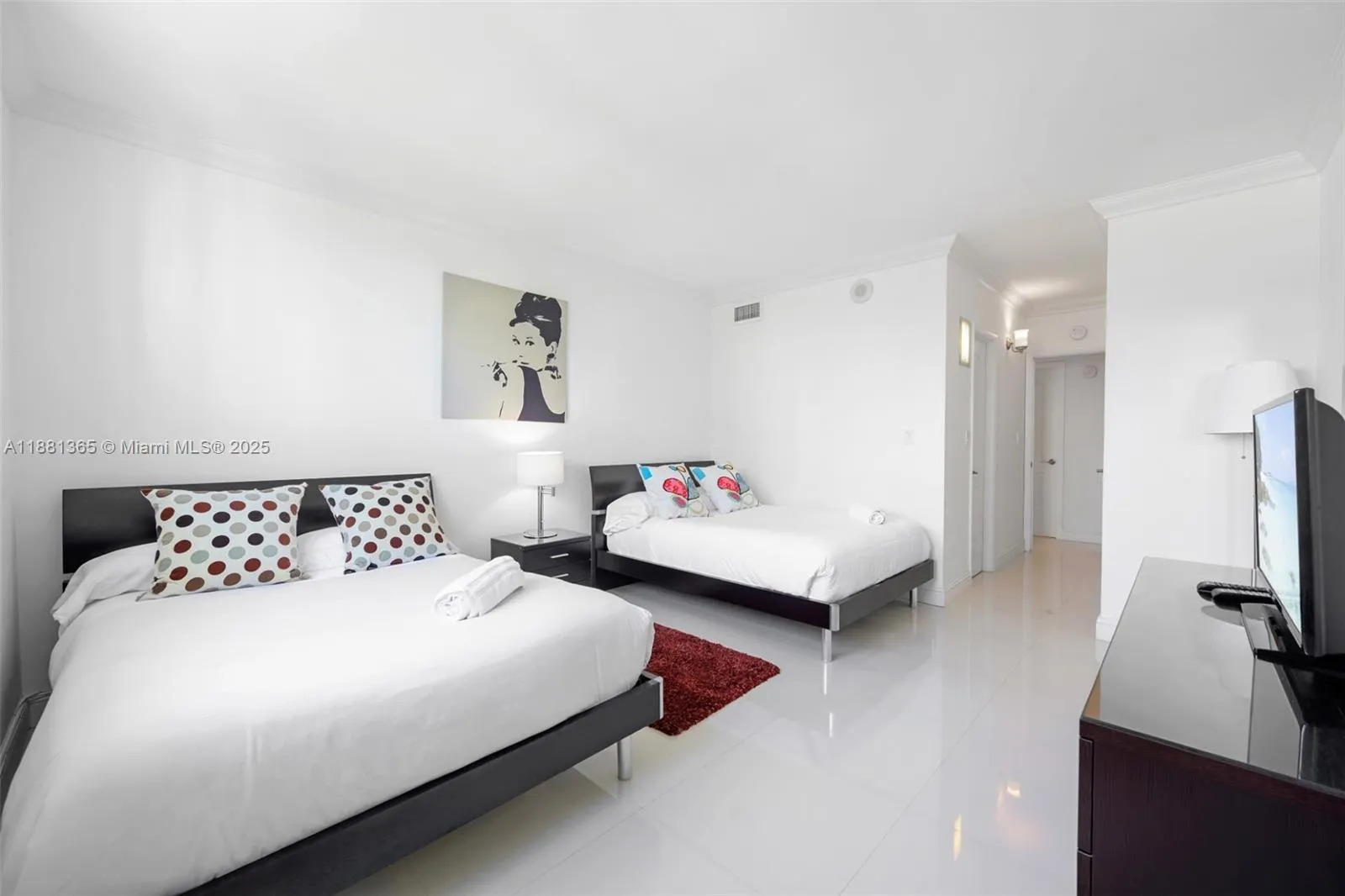 19370 Collins Ave, #1103