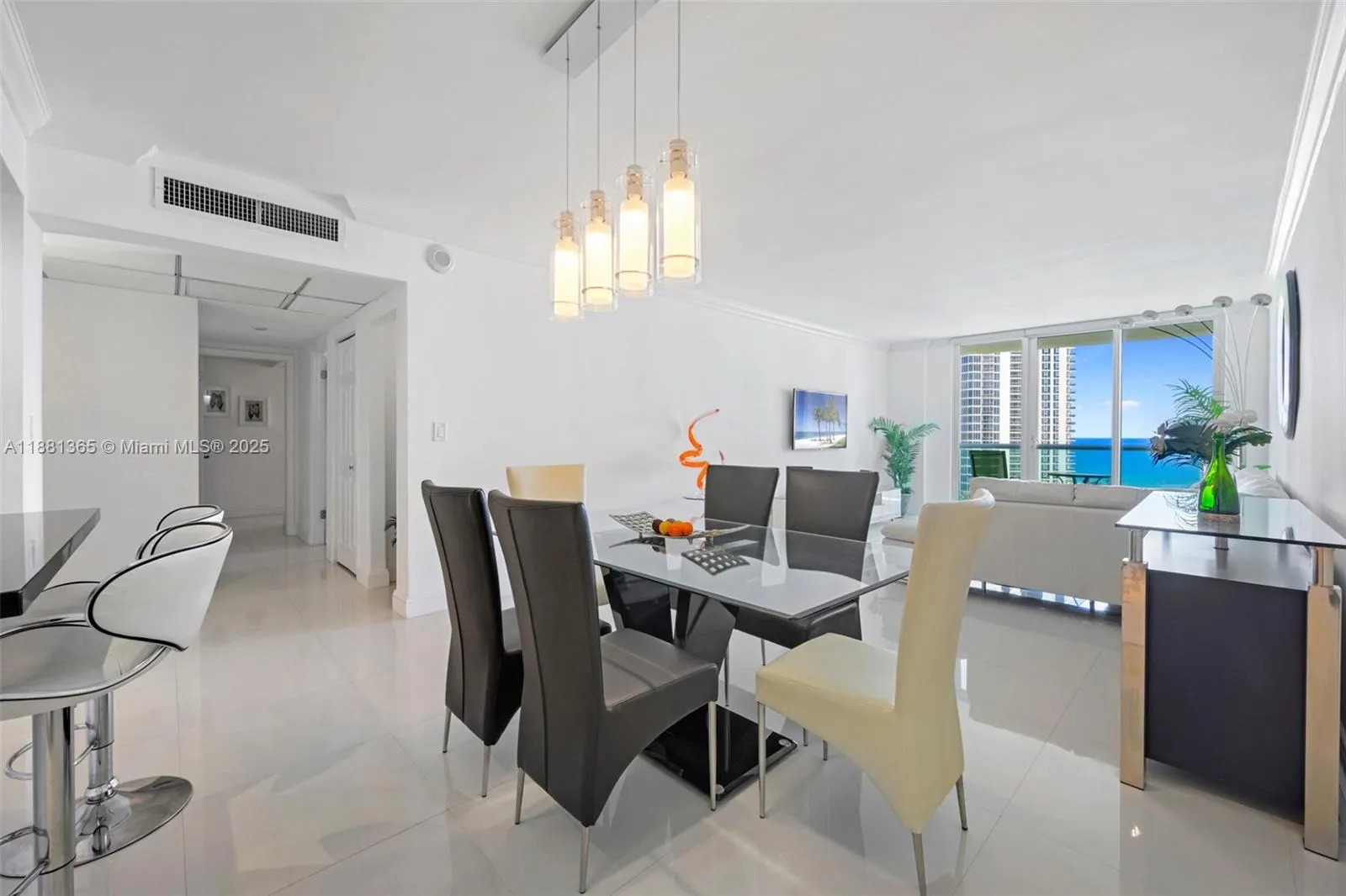 19370 Collins Ave, #1103