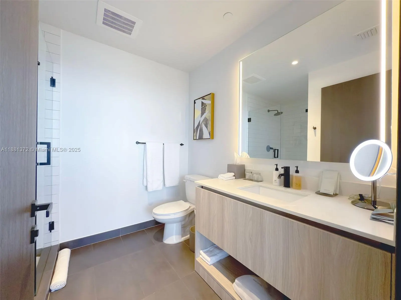 398 NE 5th St, #3810