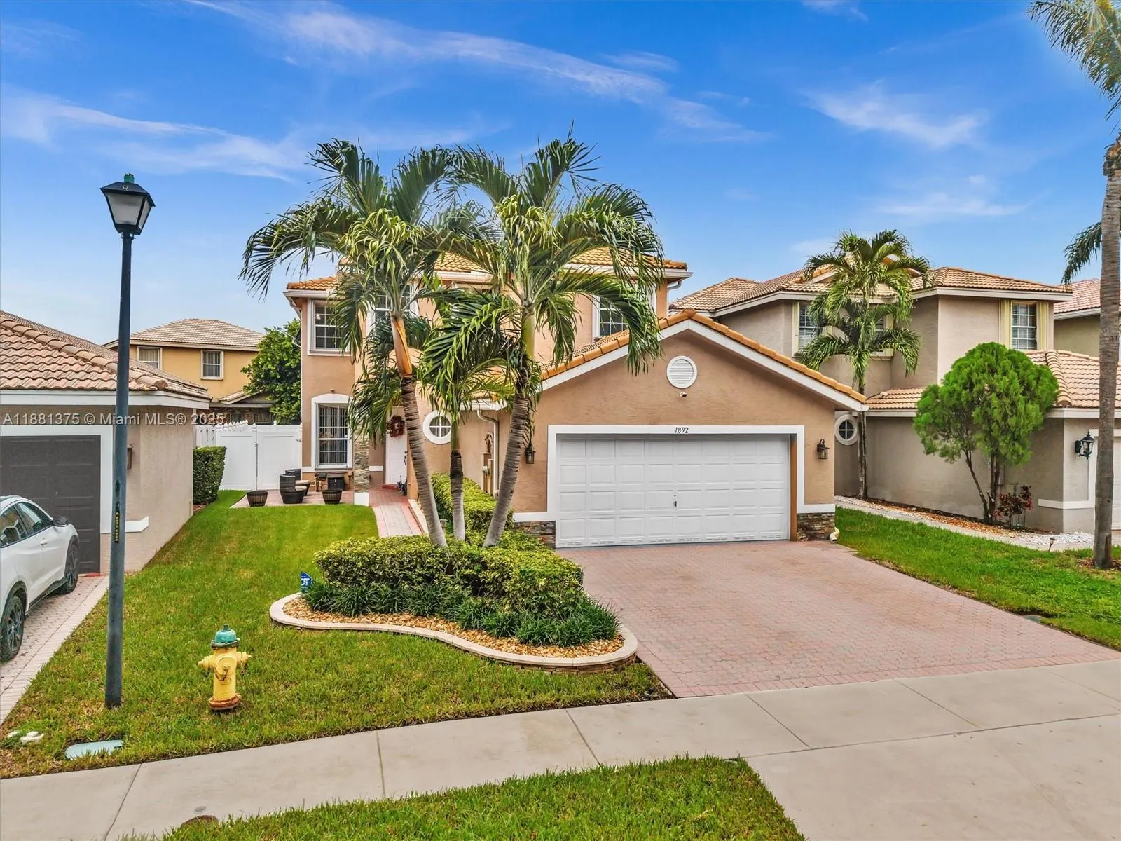 1892 SW 148th Way