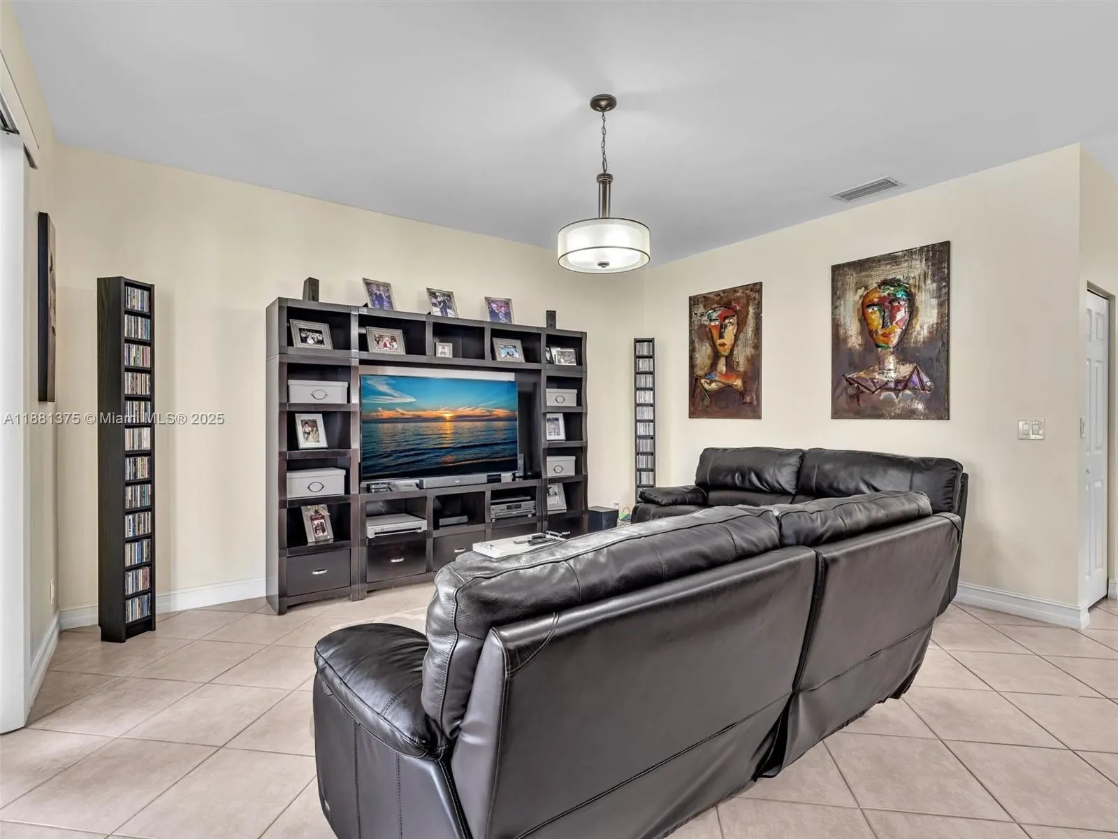 1892 SW 148th Way