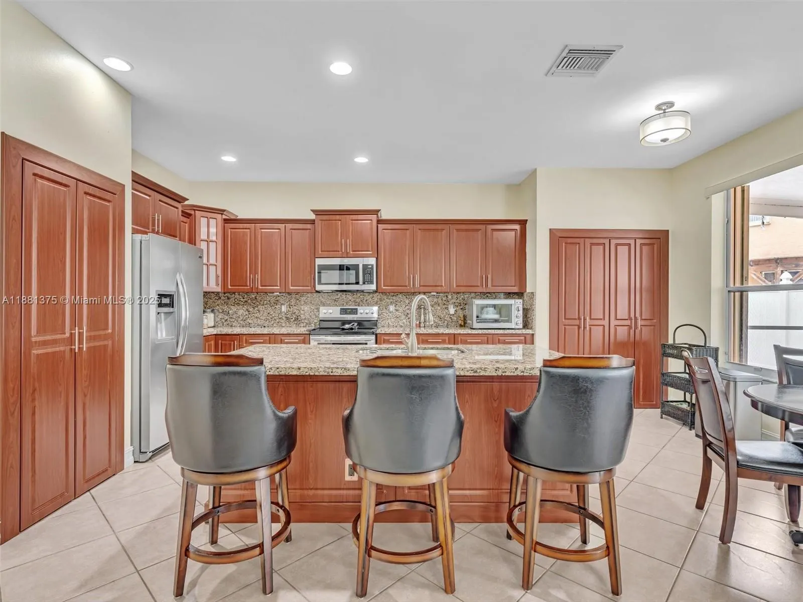 1892 SW 148th Way
