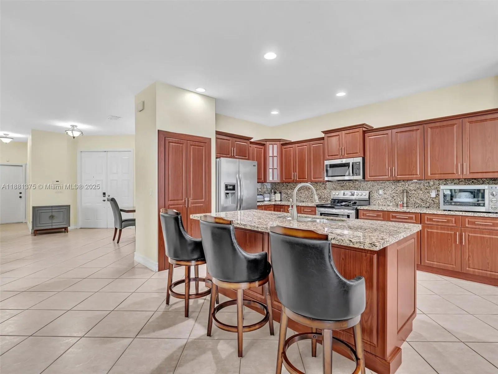 1892 SW 148th Way
