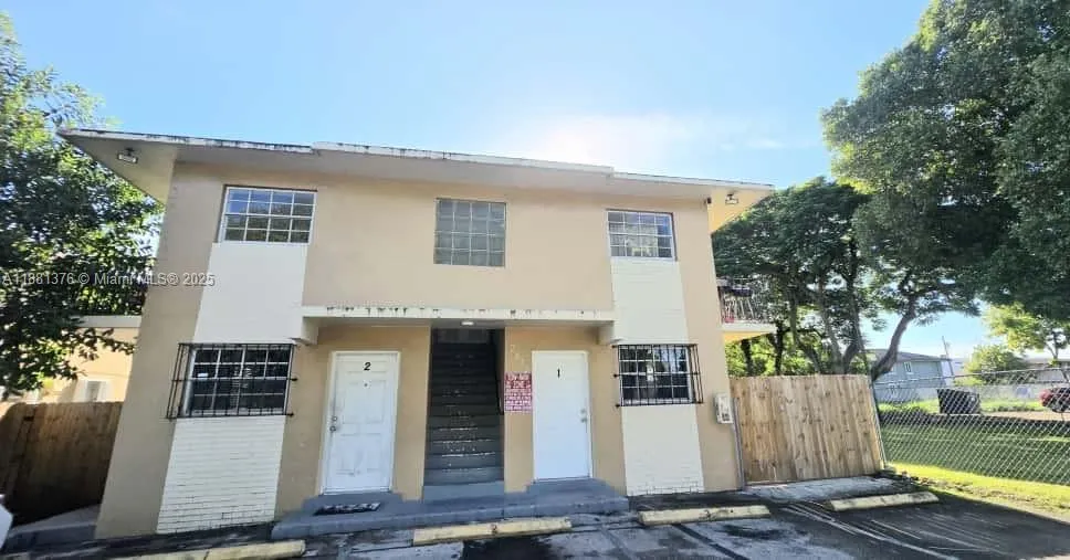 2835 NW 22nd Ave